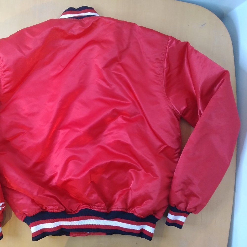 Vintage STARTER Chicago Bulls Satin Bomber Jacket - Picture 4 of 6